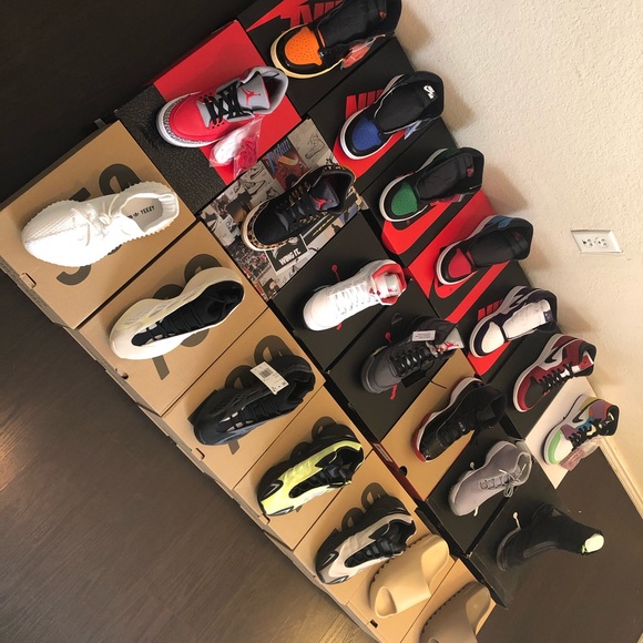 Hypebeast Mystery Sneaker Box! YEEZY/JORDAN/NIKE - Picture 3 of 7